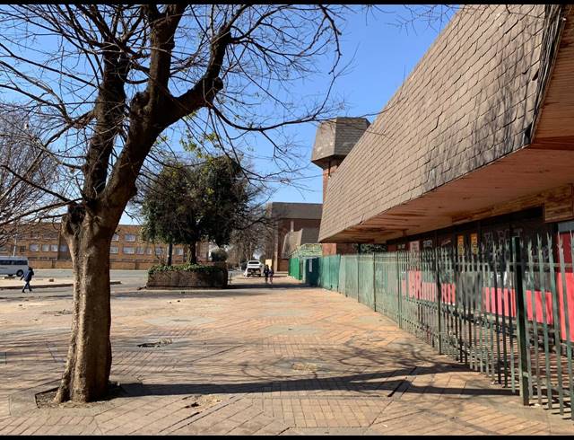 10,000M² WAREHOUSE FOR SALE IN BRAKPAN CENTRAL